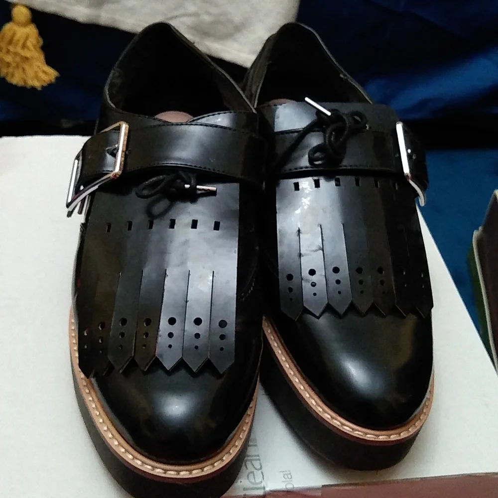 Loafer - Picture 1 of 10